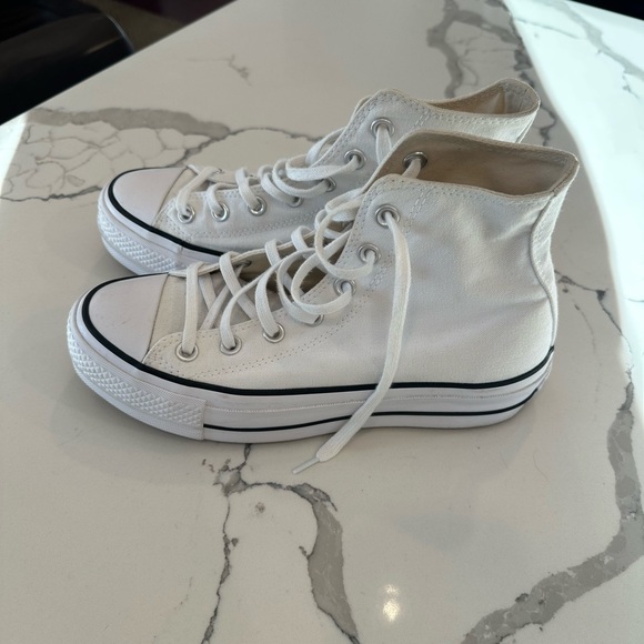 Chuck Taylor All Star Platform Converse - Picture 3 of 7